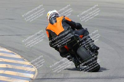 media/Mar-13-2022-SoCal Trackdays (Sun) [[112cf61d7e]]/Turn 10 Backside (105pm)/